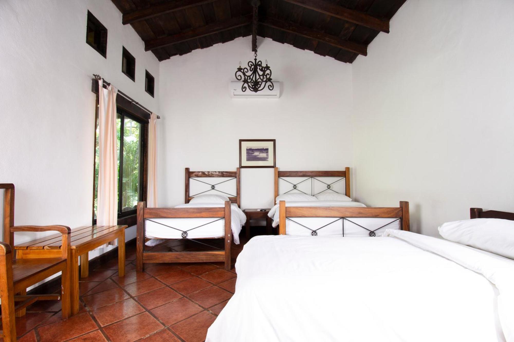 Hacienda La Pacifica Eco-Lodge Canas Номер фото